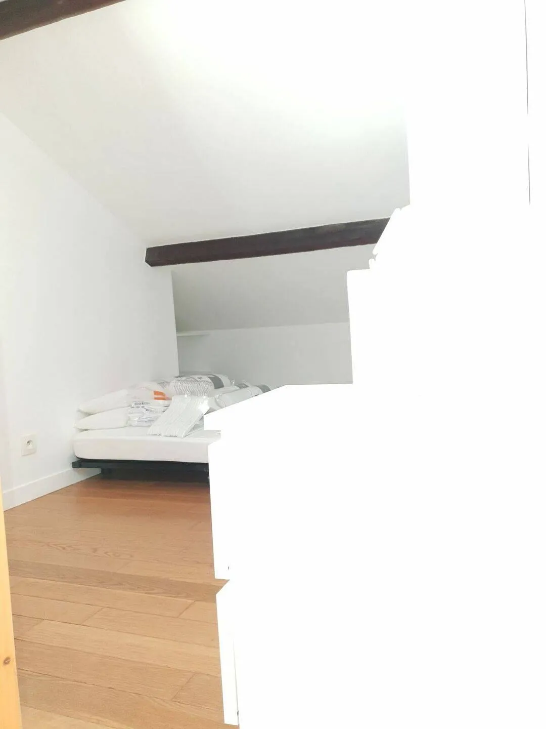Couchage installé en mezzanine