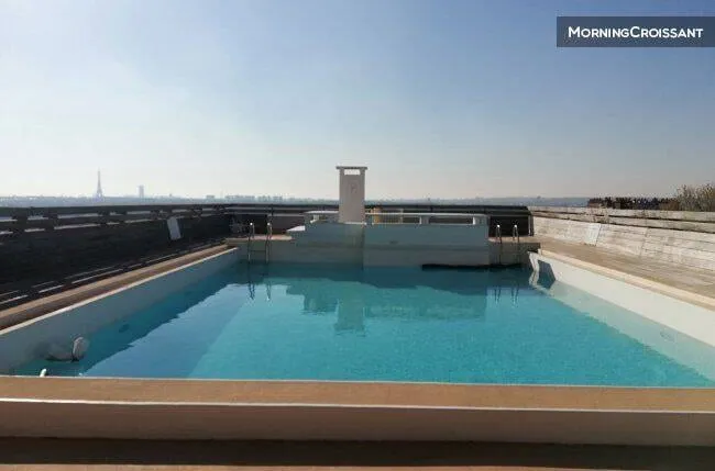 Piscine commune de la résidence