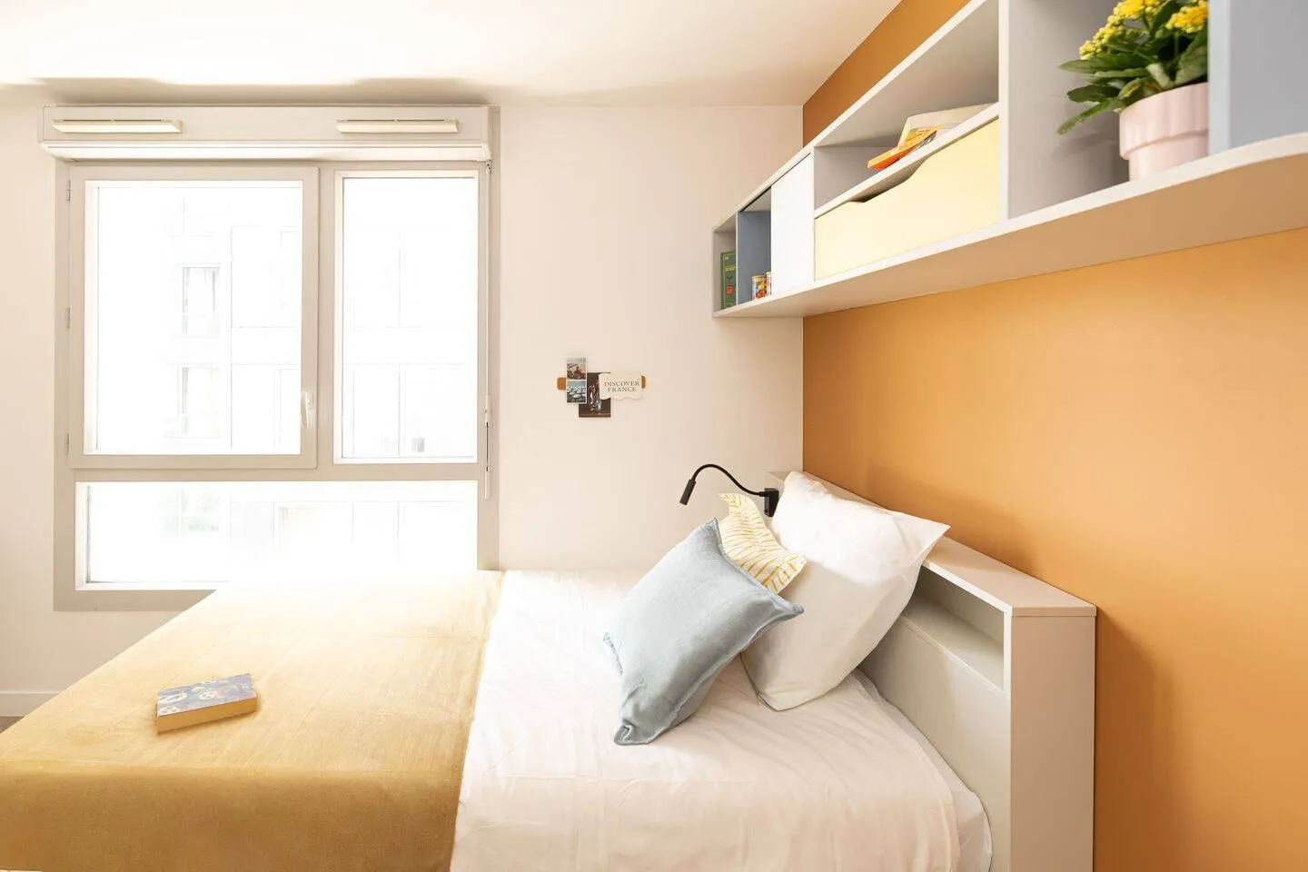 Espace nuit avec rangements