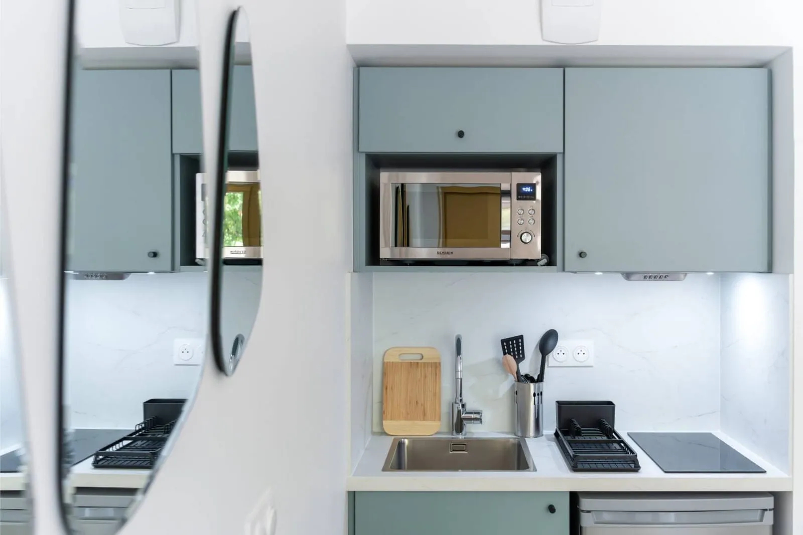 Kitchenette équipée du studio