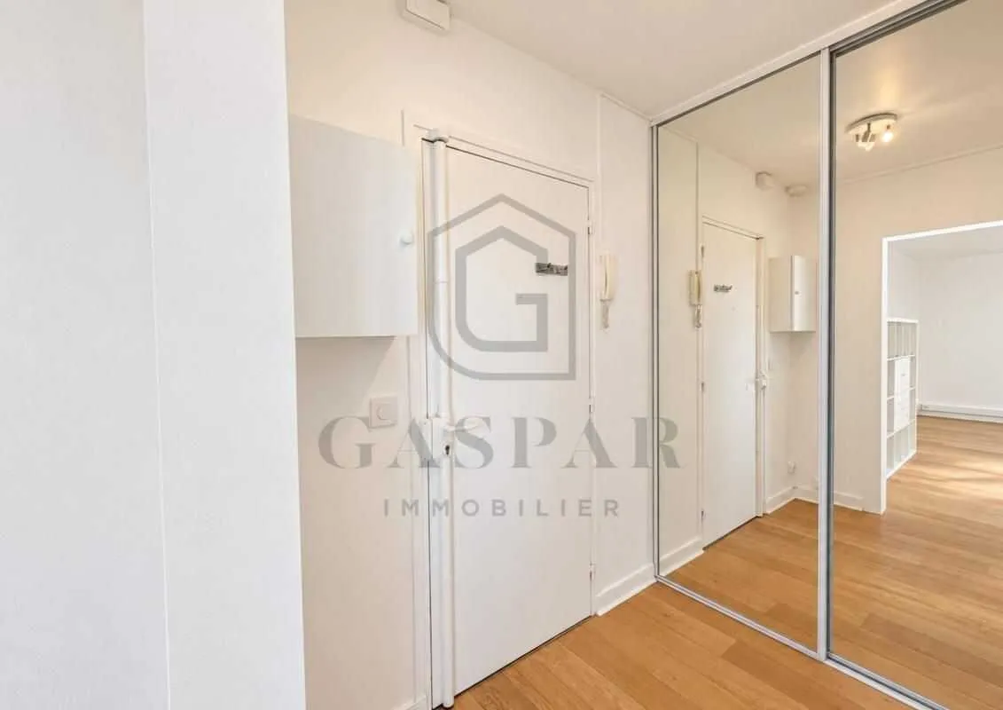 Rangements et placards miroir