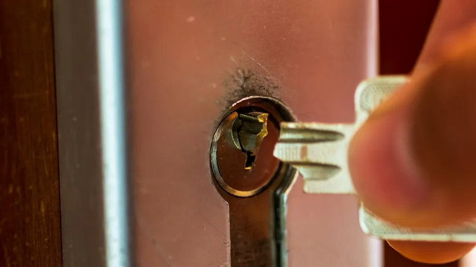 Your Key Broke in the Lock? Read This Before You Make It Worse